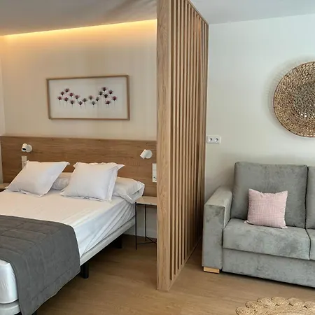 Apartamentos Joaquin Costa Santander Exterior photo